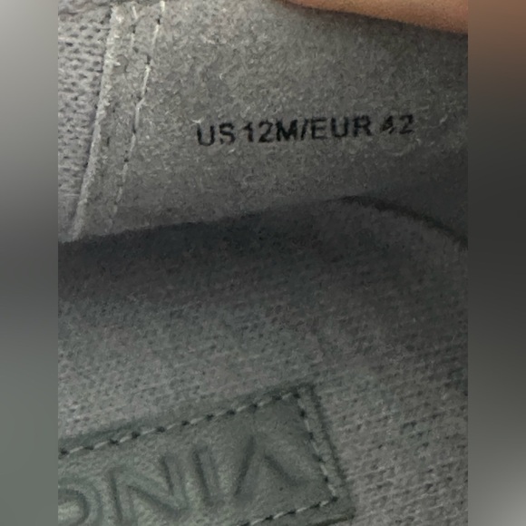 Vince Blair Quilted Women Polyester Slip On Casual Fashion Sneakers 12US-42EU - Picture 8 of 17